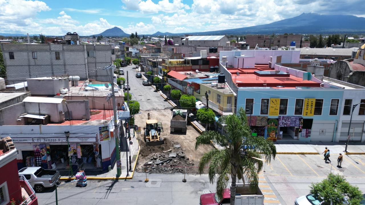 Inicia trabajos de rehabilitación en la calle Bernardo Picazo y Dr. Miguel Hernández, en Chiautempan